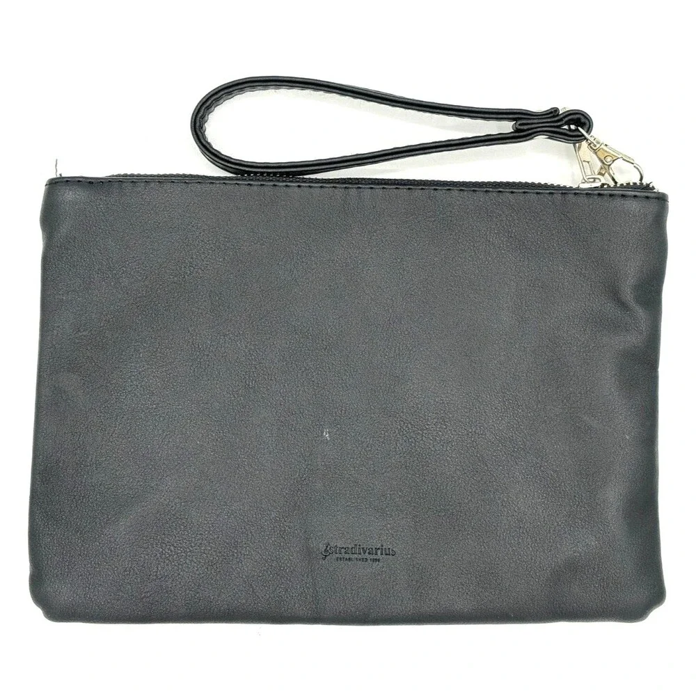 stradivarius wristlet accessory